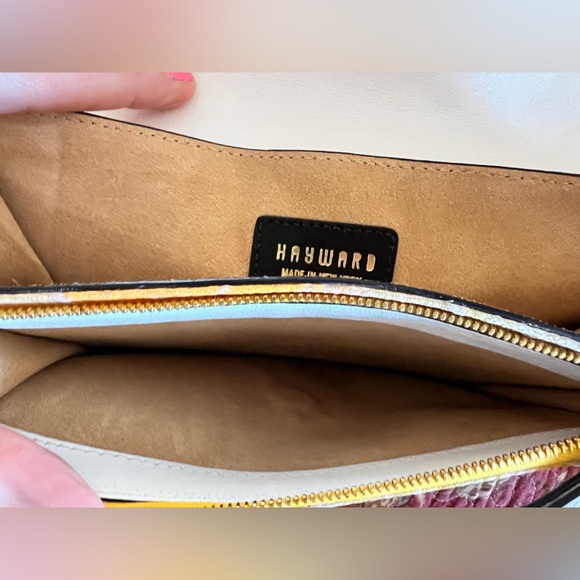 ⭐️ RARE Hayward "Bobby” Jacquard Clutch in light pink ⭐️ Hard to find print - Picture 7 of 15